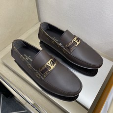 ⚠️【L*V】⚠️高端男士驾车、一脚蹬系列⚠️39一44(5一10)⚠️全料面原版荔纹牛皮!厚实柔软!全 ⚠️【L*V】⚠️高端男士驾车、一脚蹬系列⚠️39一44(5一10)⚠️全料面原版荔纹牛皮!厚实柔软!全