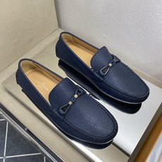 ⚠️【L*V】⚠️高端男士驾车、一脚蹬系列⚠️39一44(5一10)⚠️全料面原版荔纹牛皮!厚实柔软!全 ⚠️【L*V】⚠️高端男士驾车、一脚蹬系列⚠️39一44(5一10)⚠️全料面原版荔纹牛皮!厚实柔软!全