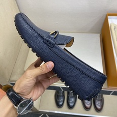 ⚠️【L*V】⚠️高端男士驾车、一脚蹬系列⚠️39一44(5一10)⚠️全料面原版荔纹牛皮!厚实柔软!全 ⚠️【L*V】⚠️高端男士驾车、一脚蹬系列⚠️39一44(5一10)⚠️全料面原版荔纹牛皮!厚实柔软!全