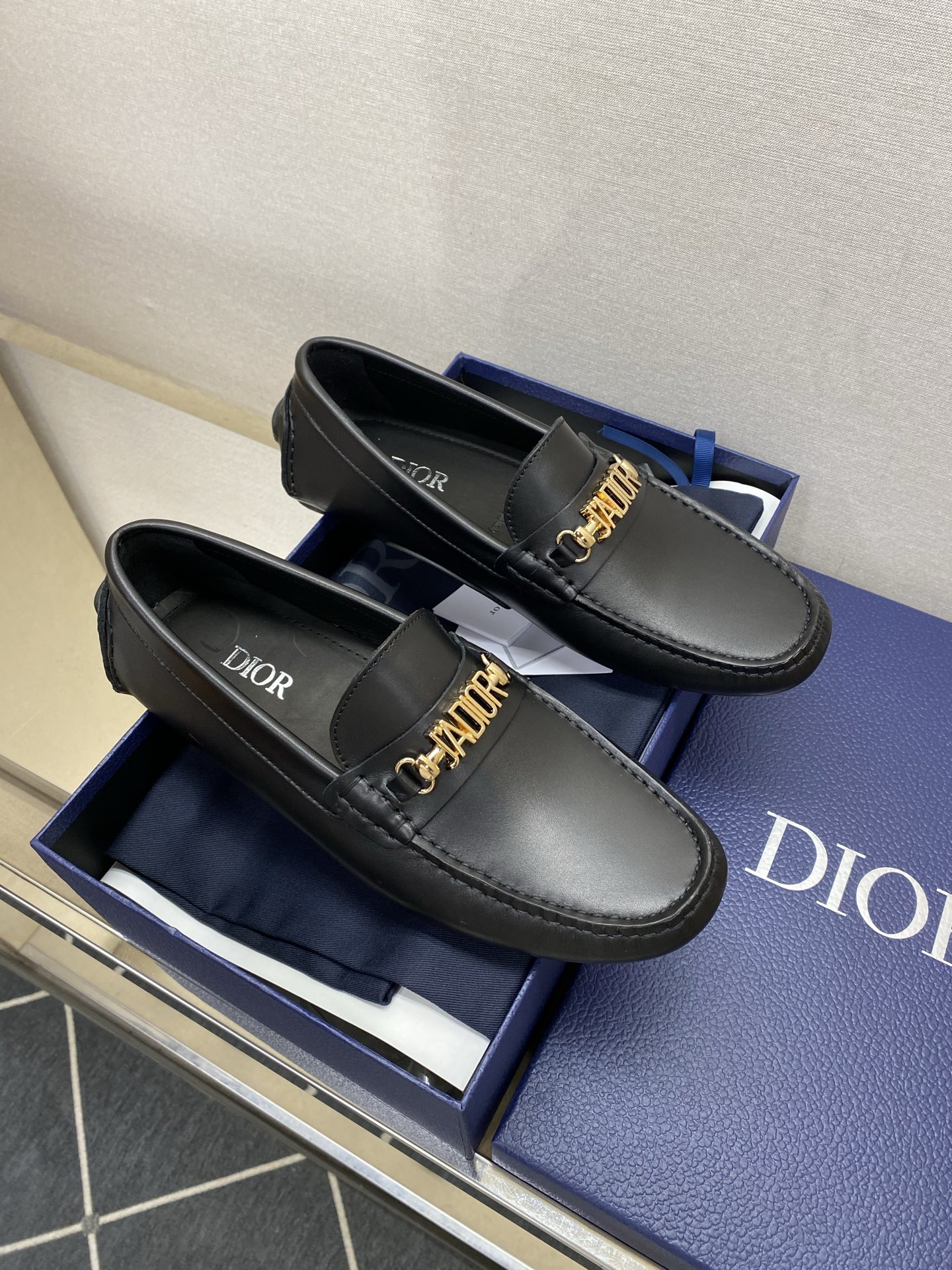 ⚠️【Dio*】⚠️驾车鞋！(豆豆款）⚠️高品质男士套脚款⚠️正码：39一44(5一10）⚠️原版粒面感