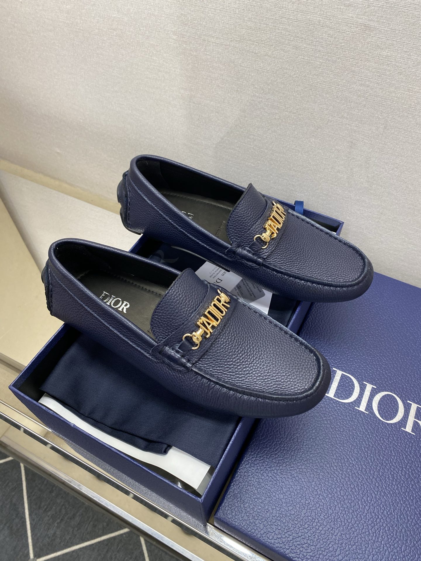 ⚠️【Dio*】⚠️驾车鞋！(豆豆款）⚠️高品质男士套脚款⚠️正码：39一44(5一10）⚠️原版粒面感