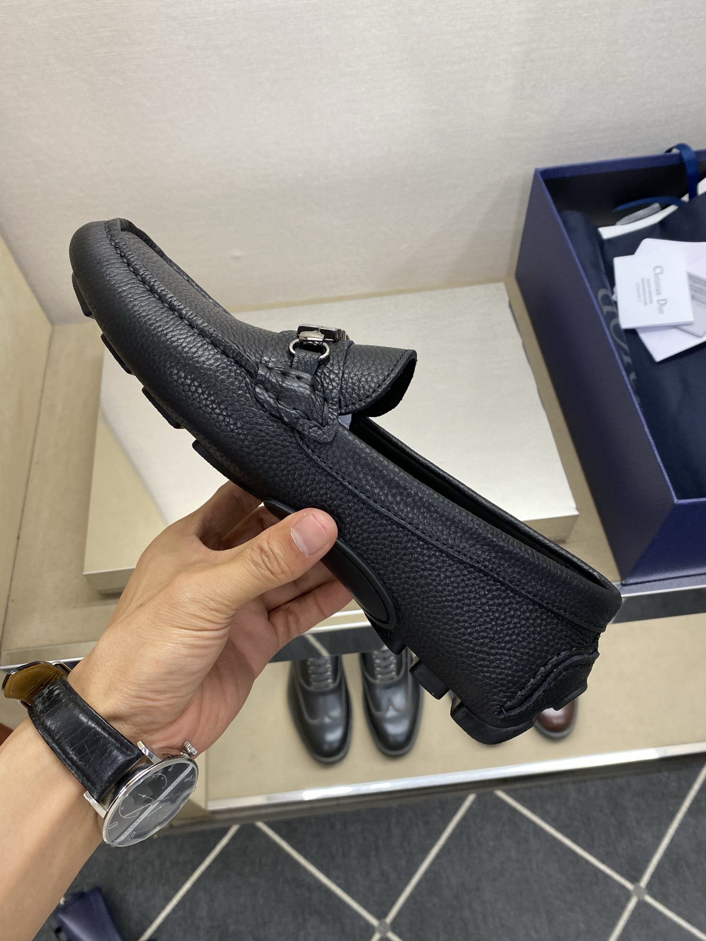 ⚠️【Dio*】⚠️驾车鞋！(豆豆款）⚠️高品质男士套脚款⚠️正码：39一44(5一10）⚠️原版粒面感
