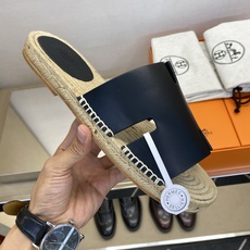 ⚠️【HEM*】⚠️高品质,顶尖工艺品⚠️男士皮底拖鞋⚠️正码:39 -44,38,45,46订做⚠最新 ⚠️【HEM*】⚠️高品质,顶尖工艺品⚠️男士皮底拖鞋⚠️正码:39 -44,38,45,46订做⚠最新