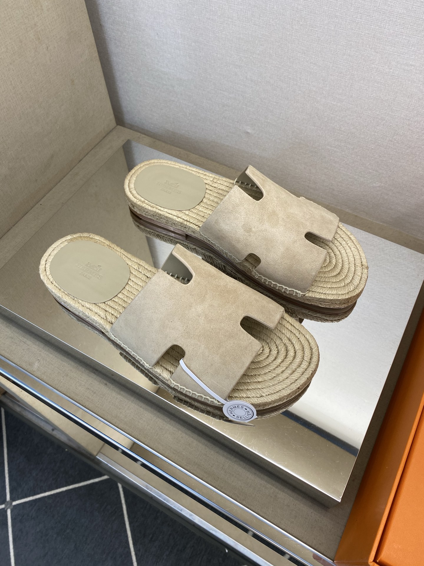 ⚠️【HEM*】⚠️高品质,顶尖工艺品⚠️男士皮底拖鞋⚠️正码:39 -44,38,45,46订做⚠最新 ⚠️【HEM*】⚠️高品质,顶尖工艺品⚠️男士皮底拖鞋⚠️正码:39 -44,38,45,46订做⚠最新