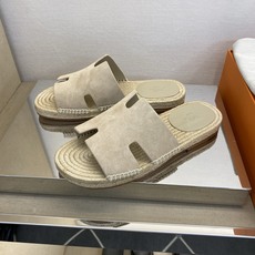⚠️【HEM*】⚠️高品质,顶尖工艺品⚠️男士皮底拖鞋⚠️正码:39 -44,38,45,46订做⚠最新 ⚠️【HEM*】⚠️高品质,顶尖工艺品⚠️男士皮底拖鞋⚠️正码:39 -44,38,45,46订做⚠最新