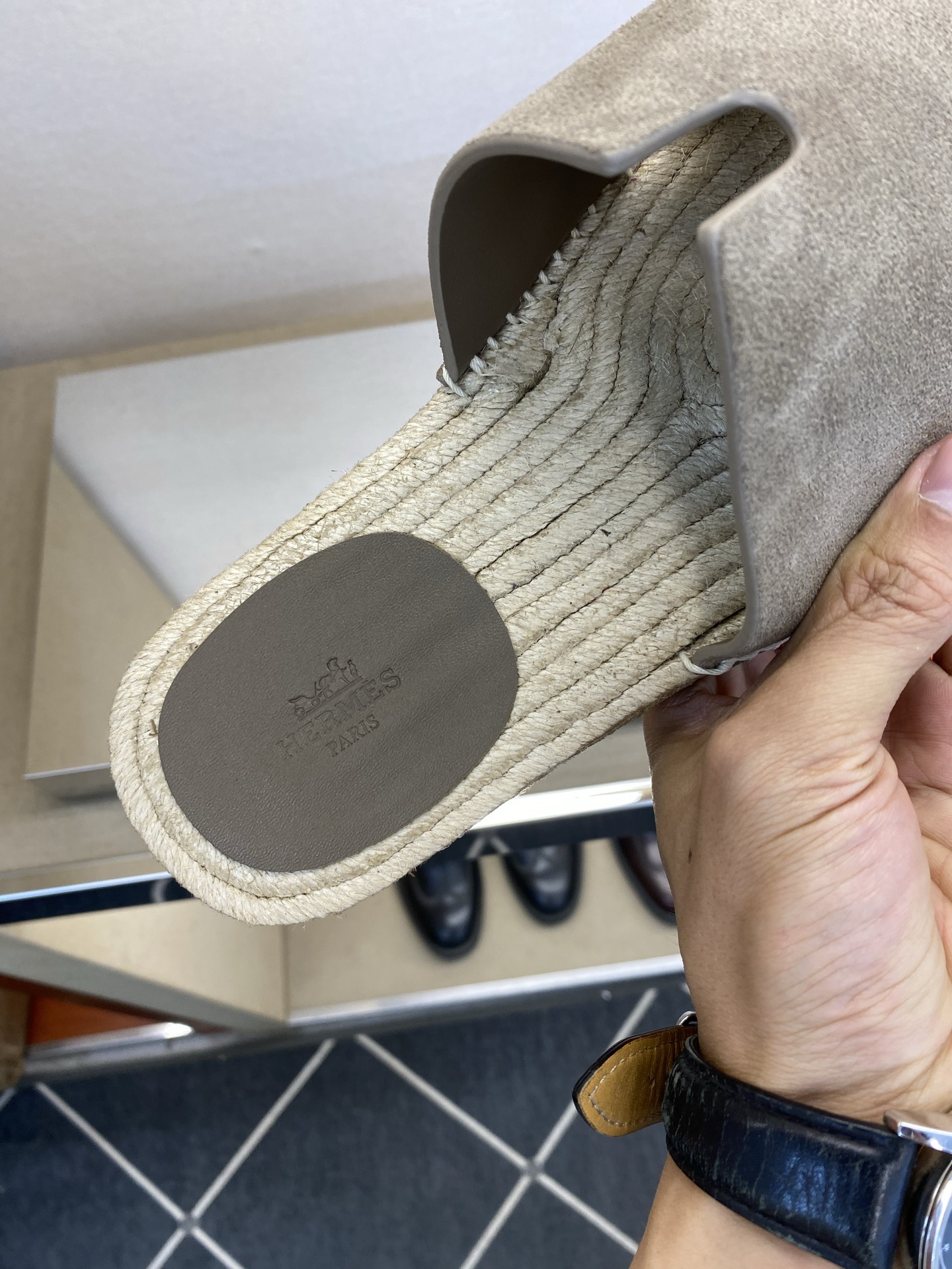 ⚠️【HEM*】⚠️高品质,顶尖工艺品⚠️男士皮底拖鞋⚠️正码:39 -44,38,45,46订做⚠最新 ⚠️【HEM*】⚠️高品质,顶尖工艺品⚠️男士皮底拖鞋⚠️正码:39 -44,38,45,46订做⚠最新