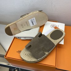 ⚠️【HEM*】⚠️高品质,顶尖工艺品⚠️男士皮底拖鞋⚠️正码:39 -44,38,45,46订做⚠最新 ⚠️【HEM*】⚠️高品质,顶尖工艺品⚠️男士皮底拖鞋⚠️正码:39 -44,38,45,46订做⚠最新
