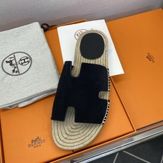 ⚠️【HEM*】⚠️高品质,顶尖工艺品⚠️男士皮底拖鞋⚠️正码:39 -44,38,45,46订做⚠最新 ⚠️【HEM*】⚠️高品质,顶尖工艺品⚠️男士皮底拖鞋⚠️正码:39 -44,38,45,46订做⚠最新