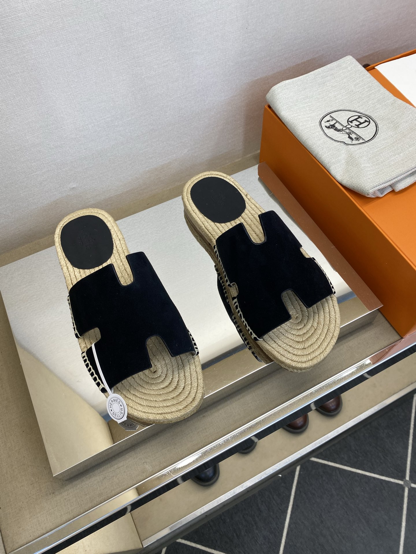 ⚠️【HEM＊】⚠️高品质，顶尖工艺品⚠️男士皮底拖鞋⚠️正码：39 －44，38，45，46订做⚠最新