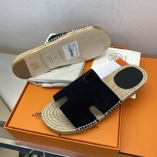 ⚠️【HEM*】⚠️高品质,顶尖工艺品⚠️男士皮底拖鞋⚠️正码:39 -44,38,45,46订做⚠最新 ⚠️【HEM*】⚠️高品质,顶尖工艺品⚠️男士皮底拖鞋⚠️正码:39 -44,38,45,46订做⚠最新