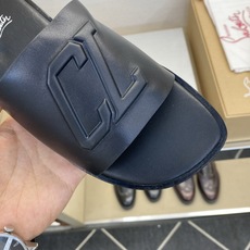 ⚠️【C L】⚠️路铂廷红底鞋⚠️男士皮底拖鞋⚠️正码:39 -44,38,45,46订做⚠最新经典红底 ⚠️【C L】⚠️路铂廷红底鞋⚠️男士皮底拖鞋⚠️正码:39 -44,38,45,46订做⚠最新经典红底
