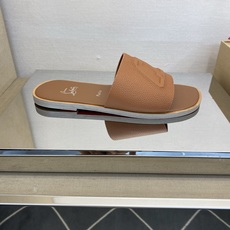 ⚠️【C L】⚠️路铂廷红底鞋⚠️男士皮底拖鞋⚠️正码:39 -44,38,45,46订做⚠最新经典红底 ⚠️【C L】⚠️路铂廷红底鞋⚠️男士皮底拖鞋⚠️正码:39 -44,38,45,46订做⚠最新经典红底