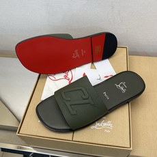 ⚠️【C L】⚠️路铂廷红底鞋⚠️男士皮底拖鞋⚠️正码:39 -44,38,45,46订做⚠最新经典红底 ⚠️【C L】⚠️路铂廷红底鞋⚠️男士皮底拖鞋⚠️正码:39 -44,38,45,46订做⚠最新经典红底