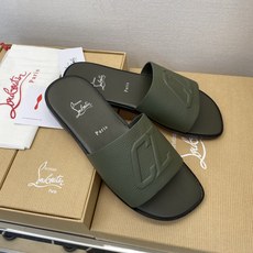 ⚠️【C L】⚠️路铂廷红底鞋⚠️男士皮底拖鞋⚠️正码:39 -44,38,45,46订做⚠最新经典红底 ⚠️【C L】⚠️路铂廷红底鞋⚠️男士皮底拖鞋⚠️正码:39 -44,38,45,46订做⚠最新经典红底