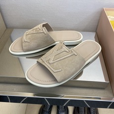 ⚠️【L *V】⚠️高品质,顶尖工艺品⚠️男士拖鞋⚠️正码:38 -45,46,47,订做⚠最新经典L压 ⚠️【L *V】⚠️高品质,顶尖工艺品⚠️男士拖鞋⚠️正码:38 -45,46,47,订做⚠最新经典L压