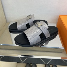 ⚠️【HEM*】⚠️高品质,顶尖工艺品⚠️男士真皮拖鞋⚠️正码:39-44(4一10)⚠同步发售⬆⬆!🐂 ⚠️【HEM*】⚠️高品质,顶尖工艺品⚠️男士真皮拖鞋⚠️正码:39-44(4一10)⚠同步发售⬆⬆!🐂