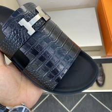 ⚠️【HEM*】⚠️高品质,顶尖工艺品⚠️男士真皮拖鞋⚠️正码:39-44(4一10)⚠同步发售⬆⬆!🐂 ⚠️【HEM*】⚠️高品质,顶尖工艺品⚠️男士真皮拖鞋⚠️正码:39-44(4一10)⚠同步发售⬆⬆!🐂