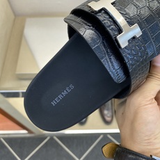 ⚠️【HEM*】⚠️高品质,顶尖工艺品⚠️男士真皮拖鞋⚠️正码:39-44(4一10)⚠同步发售⬆⬆!🐂 ⚠️【HEM*】⚠️高品质,顶尖工艺品⚠️男士真皮拖鞋⚠️正码:39-44(4一10)⚠同步发售⬆⬆!🐂