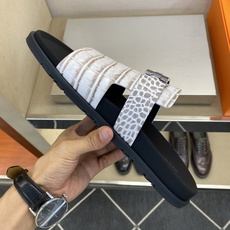 ⚠️【HEM*】⚠️高品质,顶尖工艺品⚠️男士真皮拖鞋⚠️正码:39-44(4一10)⚠同步发售⬆⬆!🐂 ⚠️【HEM*】⚠️高品质,顶尖工艺品⚠️男士真皮拖鞋⚠️正码:39-44(4一10)⚠同步发售⬆⬆!🐂