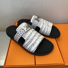 ⚠️【HEM*】⚠️高品质,顶尖工艺品⚠️男士真皮拖鞋⚠️正码:39-44(4一10)⚠同步发售⬆⬆!🐂 ⚠️【HEM*】⚠️高品质,顶尖工艺品⚠️男士真皮拖鞋⚠️正码:39-44(4一10)⚠同步发售⬆⬆!🐂