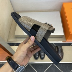 ⚠️【HEM*】⚠️高品质,顶尖工艺品⚠️男士真皮拖鞋⚠️正码:39-44(4一10)⚠同步发售⬆⬆!🐂 ⚠️【HEM*】⚠️高品质,顶尖工艺品⚠️男士真皮拖鞋⚠️正码:39-44(4一10)⚠同步发售⬆⬆!🐂
