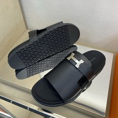 ⚠️【HEM*】⚠️高品质,顶尖工艺品⚠️男士真皮拖鞋⚠️正码:39-44(4一10)⚠同步发售⬆⬆!🐂 ⚠️【HEM*】⚠️高品质,顶尖工艺品⚠️男士真皮拖鞋⚠️正码:39-44(4一10)⚠同步发售⬆⬆!🐂