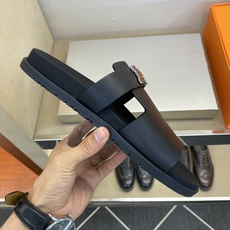 ⚠️【HEM*】⚠️高品质,顶尖工艺品⚠️男士真皮拖鞋⚠️正码:39-44(4一10)⚠同步发售⬆⬆!🐂 ⚠️【HEM*】⚠️高品质,顶尖工艺品⚠️男士真皮拖鞋⚠️正码:39-44(4一10)⚠同步发售⬆⬆!🐂