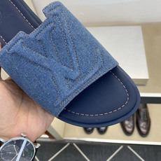 ⚠️【L *V】⚠️高品质,顶尖工艺品⚠️男士拖鞋⚠️正码:38 -45,46,47,订做⚠最新经典L压 ⚠️【L *V】⚠️高品质,顶尖工艺品⚠️男士拖鞋⚠️正码:38 -45,46,47,订做⚠最新经典L压