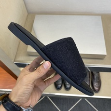 ⚠️【L *V】⚠️高品质,顶尖工艺品⚠️男士拖鞋⚠️正码:38 -45,46,47,订做⚠最新经典L压 ⚠️【L *V】⚠️高品质,顶尖工艺品⚠️男士拖鞋⚠️正码:38 -45,46,47,订做⚠最新经典L压