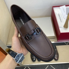 ⚠️【SF】⚠️⚠️经典乐福鞋⚠️码:39-44(6. 5 一9)⚠️最新版本商务乐福皮鞋!一贯品牌代表 ⚠️【SF】⚠️⚠️经典乐福鞋⚠️码:39-44(6. 5 一9)⚠️最新版本商务乐福皮鞋!一贯品牌代表