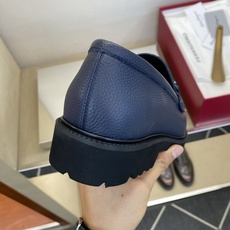 ⚠️【SF】⚠️⚠️经典乐福鞋⚠️码:39-44(6. 5 一9)⚠️最新版本商务乐福皮鞋!一贯品牌代表 ⚠️【SF】⚠️⚠️经典乐福鞋⚠️码:39-44(6. 5 一9)⚠️最新版本商务乐福皮鞋!一贯品牌代表