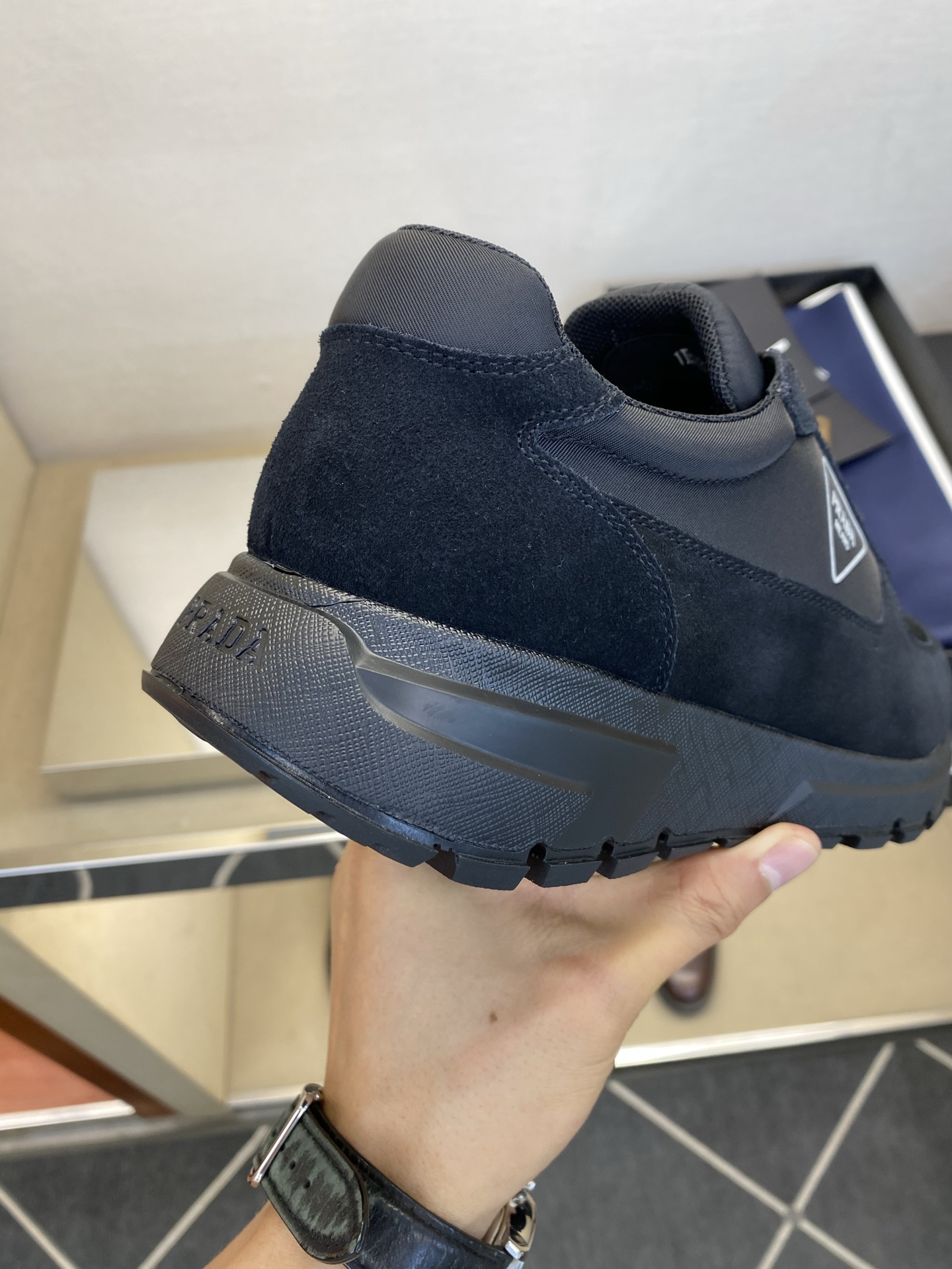 ⚠️【PRA＊】⚠️高品质，四季运动款⚠️男士运动款正码：39一44(5－10）⚠️经典永不过时！独家高