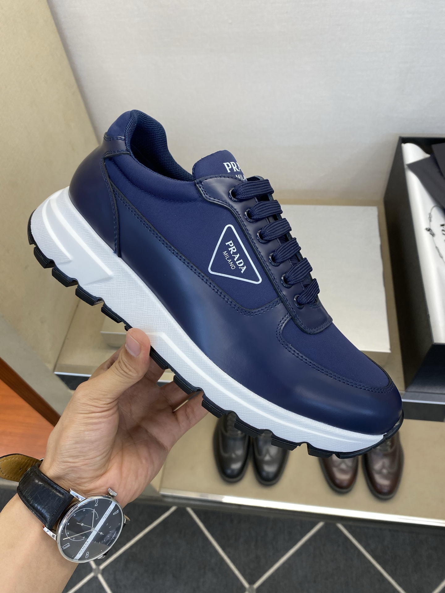 ⚠️【PRA＊】⚠️高品质，四季运动款⚠️男士运动款正码：39一44(5－10）⚠️经典永不过时！独家高