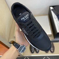 ⚠️【PRA*】⚠️高品质,四季运动款⚠️男士运动款正码:39一44(5-10)⚠️经典永不过时!独家高 ⚠️【PRA*】⚠️高品质,四季运动款⚠️男士运动款正码:39一44(5-10)⚠️经典永不过时!独家高