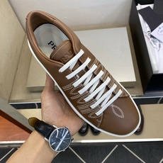 ⚠️【PRA*A】⚠️顶端工艺,高端品质⚠️男士休闲款⚠️正码:39一44(5-10)⚠️经典时尚休闲度 ⚠️【PRA*A】⚠️顶端工艺,高端品质⚠️男士休闲款⚠️正码:39一44(5-10)⚠️经典时尚休闲度