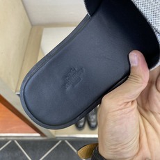 ⚠️【HEM*】⚠️高品质,顶尖工艺品⚠️男士真皮底拖鞋⚠️正码:39-45⚠最新升级款⬆⬆!🐂货!夏季 ⚠️【HEM*】⚠️高品质,顶尖工艺品⚠️男士真皮底拖鞋⚠️正码:39-45⚠最新升级款⬆⬆!🐂货!夏季