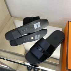 ⚠️【HEM*】⚠️高品质,顶尖工艺品⚠️男士真皮底拖鞋⚠️正码:39-45⚠最新升级款⬆⬆!🐂货!夏季 ⚠️【HEM*】⚠️高品质,顶尖工艺品⚠️男士真皮底拖鞋⚠️正码:39-45⚠最新升级款⬆⬆!🐂货!夏季