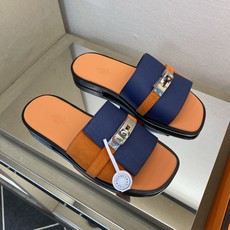 ⚠️【HEM*】⚠️高品质,顶尖工艺品⚠️男士真皮底拖鞋⚠️正码:39-45⚠最新升级款⬆⬆!🐂货!夏季 ⚠️【HEM*】⚠️高品质,顶尖工艺品⚠️男士真皮底拖鞋⚠️正码:39-45⚠最新升级款⬆⬆!🐂货!夏季