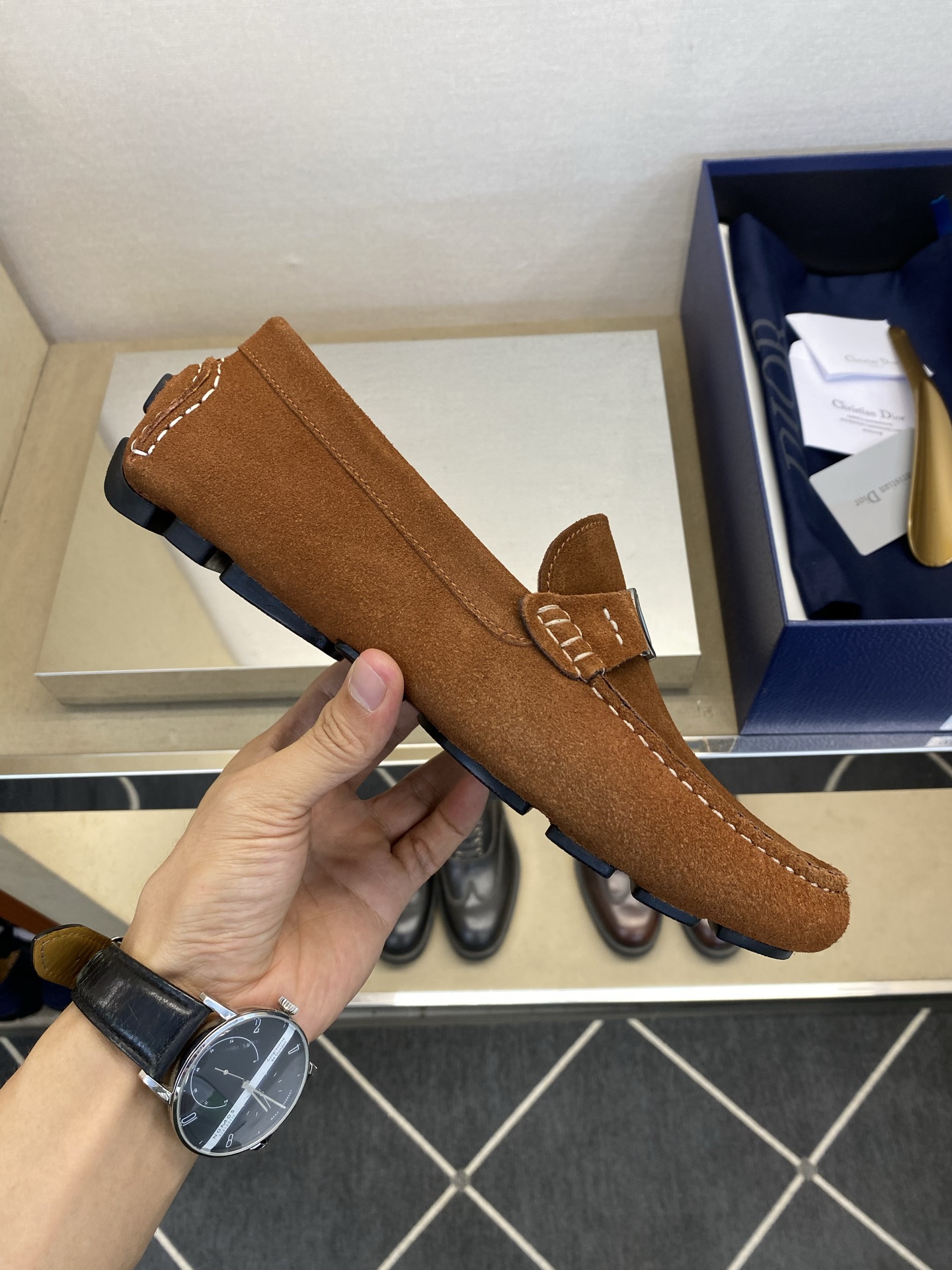 ⚠️【Dio*】⚠️驾车鞋！(豆豆款）⚠️高品质男士套脚款⚠️正码：39一44(5一10）⚠️原版粒面感