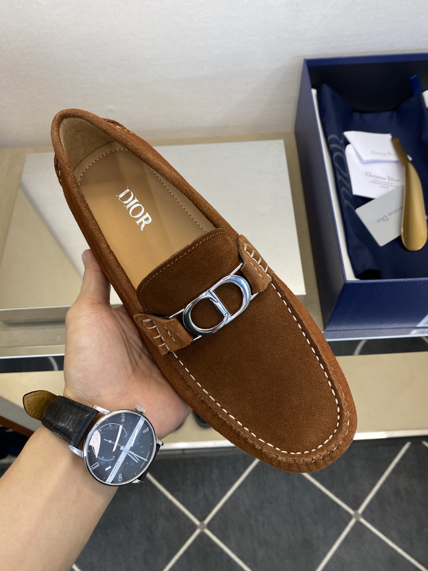 ⚠️【Dio*】⚠️驾车鞋！(豆豆款）⚠️高品质男士套脚款⚠️正码：39一44(5一10）⚠️原版粒面感