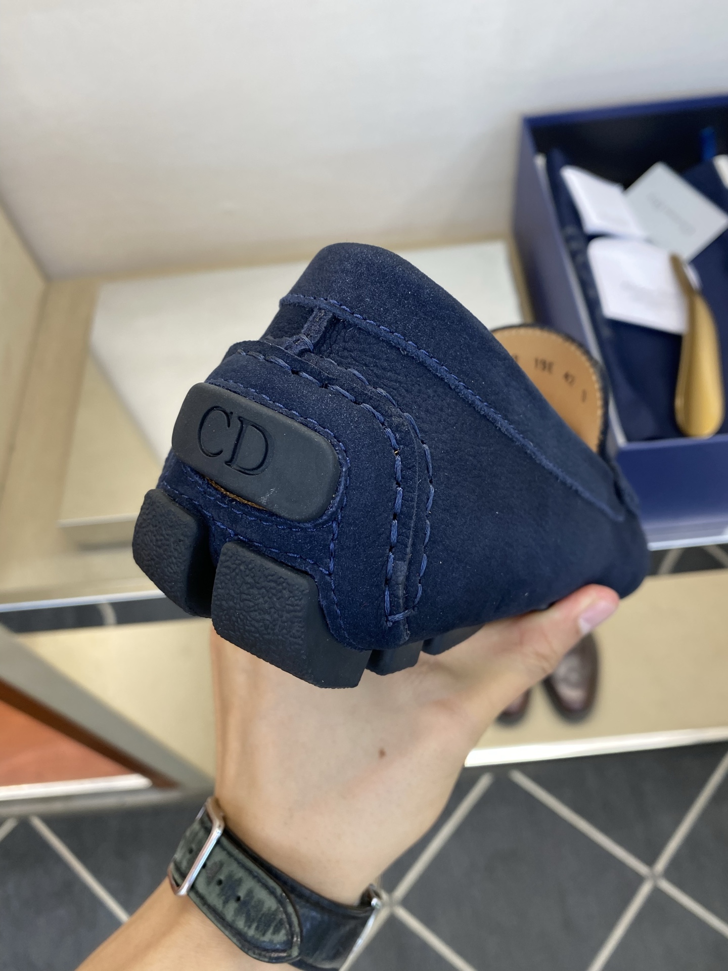 ⚠️【Dio*】⚠️驾车鞋！(豆豆款）⚠️高品质男士套脚款⚠️正码：39一44(5一10）⚠️原版粒面感