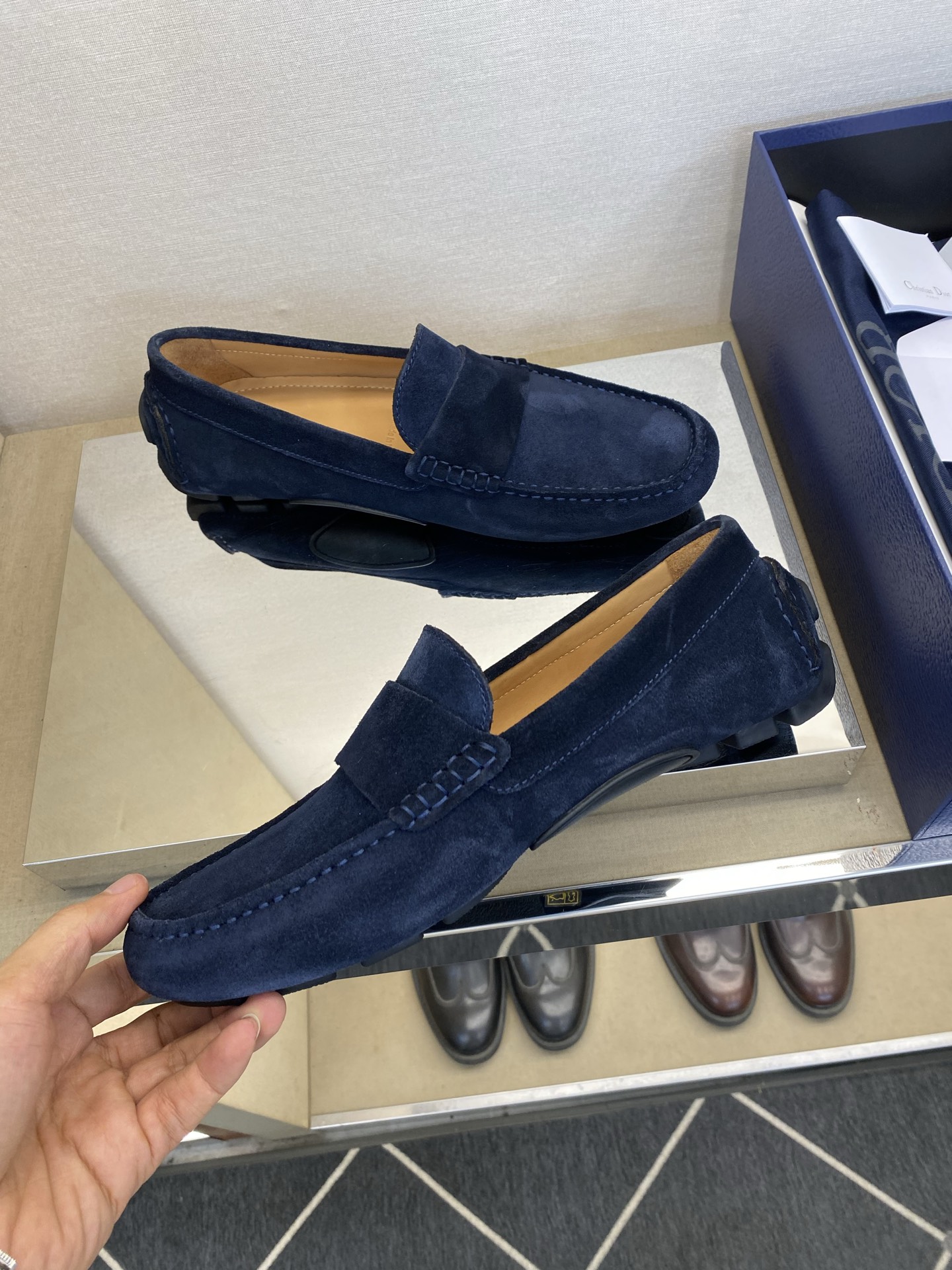 ⚠️【Dio*】⚠️驾车鞋！(豆豆款）⚠️高品质男士套脚款⚠️正码：39一44(5一10）⚠️原版粒面感