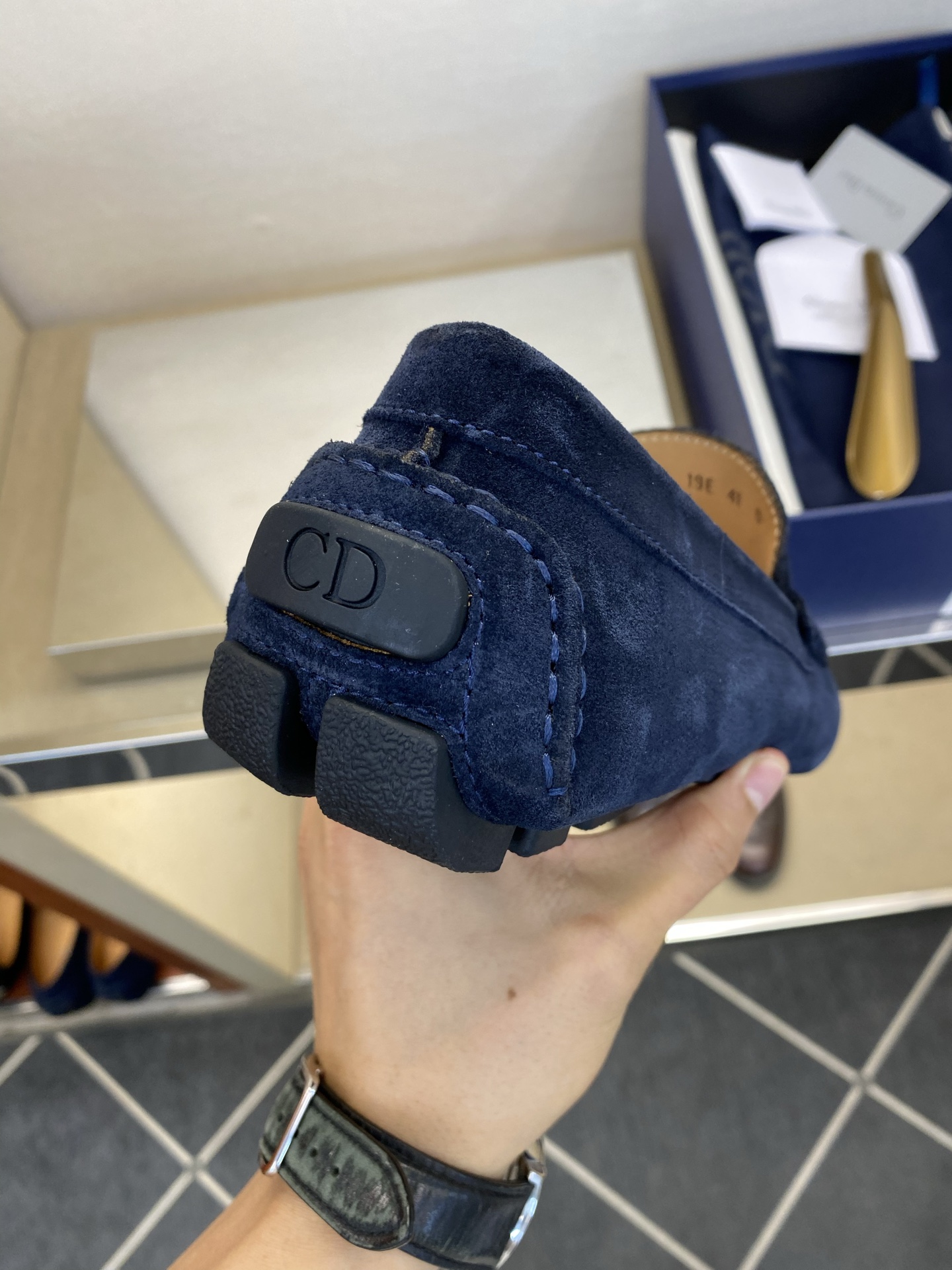 ⚠️【Dio*】⚠️驾车鞋！(豆豆款）⚠️高品质男士套脚款⚠️正码：39一44(5一10）⚠️原版粒面感