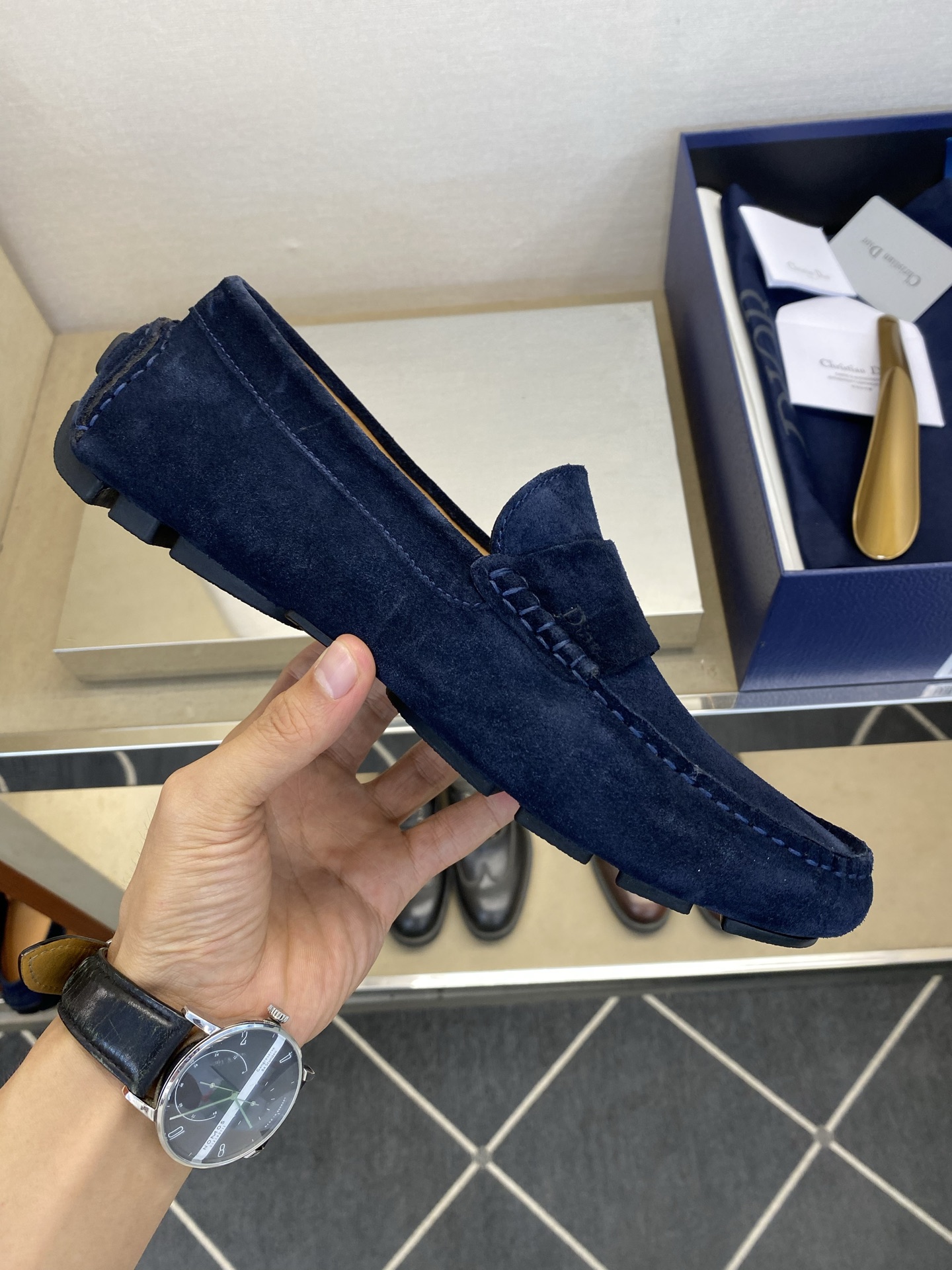 ⚠️【Dio*】⚠️驾车鞋！(豆豆款）⚠️高品质男士套脚款⚠️正码：39一44(5一10）⚠️原版粒面感