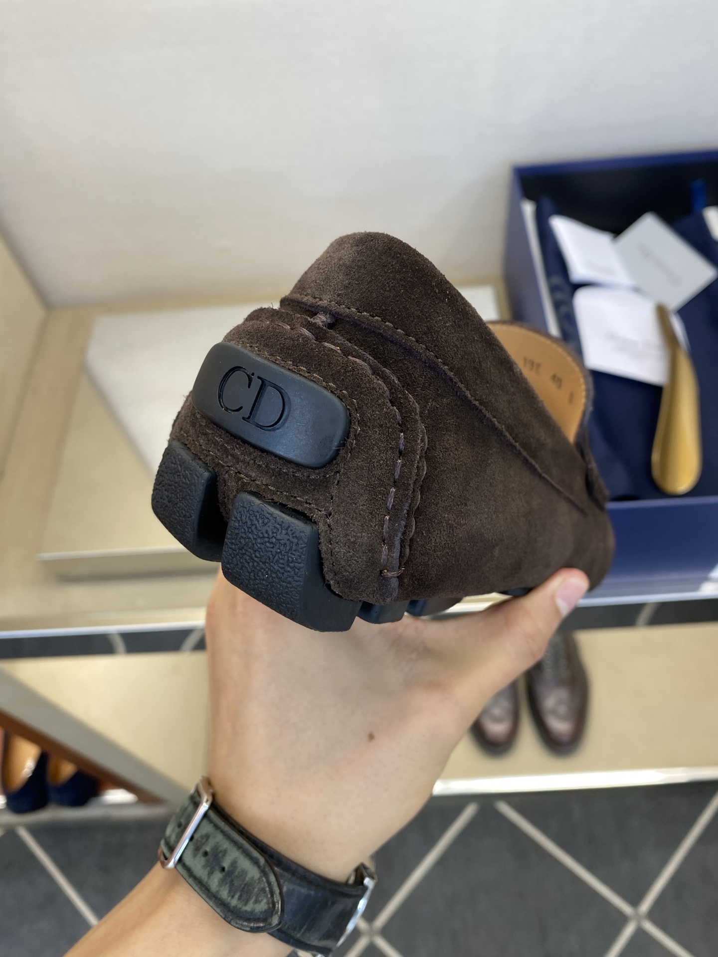 ⚠️【Dio*】⚠️驾车鞋！(豆豆款）⚠️高品质男士套脚款⚠️正码：39一44(5一10）⚠️原版粒面感