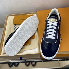 ⚠️【LO **V】⚠️高品质,顶尖工艺品⚠️男士时尚休闲鞋⚠️正码:39-44(5 -10)⚠️经典 ⚠️【LO **V】⚠️高品质,顶尖工艺品⚠️男士时尚休闲鞋⚠️正码:39-44(5 -10)⚠️经典