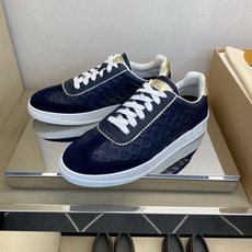 ⚠️【LO **V】⚠️高品质,顶尖工艺品⚠️男士时尚休闲鞋⚠️正码:39-44(5 -10)⚠️经典 ⚠️【LO **V】⚠️高品质,顶尖工艺品⚠️男士时尚休闲鞋⚠️正码:39-44(5 -10)⚠️经典