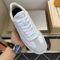 ⚠️【LO **V】⚠️高品质,顶尖工艺品⚠️男士时尚休闲鞋⚠️正码:39-44(5 -10)⚠️经典 ⚠️【LO **V】⚠️高品质,顶尖工艺品⚠️男士时尚休闲鞋⚠️正码:39-44(5 -10)⚠️经典