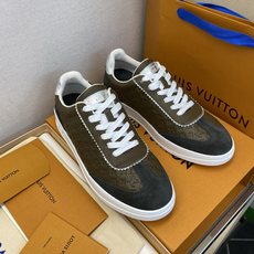 ⚠️【LO **V】⚠️高品质,顶尖工艺品⚠️男士时尚休闲鞋⚠️正码:39-44(5 -10)⚠️经典 ⚠️【LO **V】⚠️高品质,顶尖工艺品⚠️男士时尚休闲鞋⚠️正码:39-44(5 -10)⚠️经典