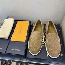 ⚠️【LO **V】⚠️高品质,顶尖工艺品⚠️男士乐福鞋⚠️正码:39-44(5 -10)⚠️经典简约 ⚠️【LO **V】⚠️高品质,顶尖工艺品⚠️男士乐福鞋⚠️正码:39-44(5 -10)⚠️经典简约